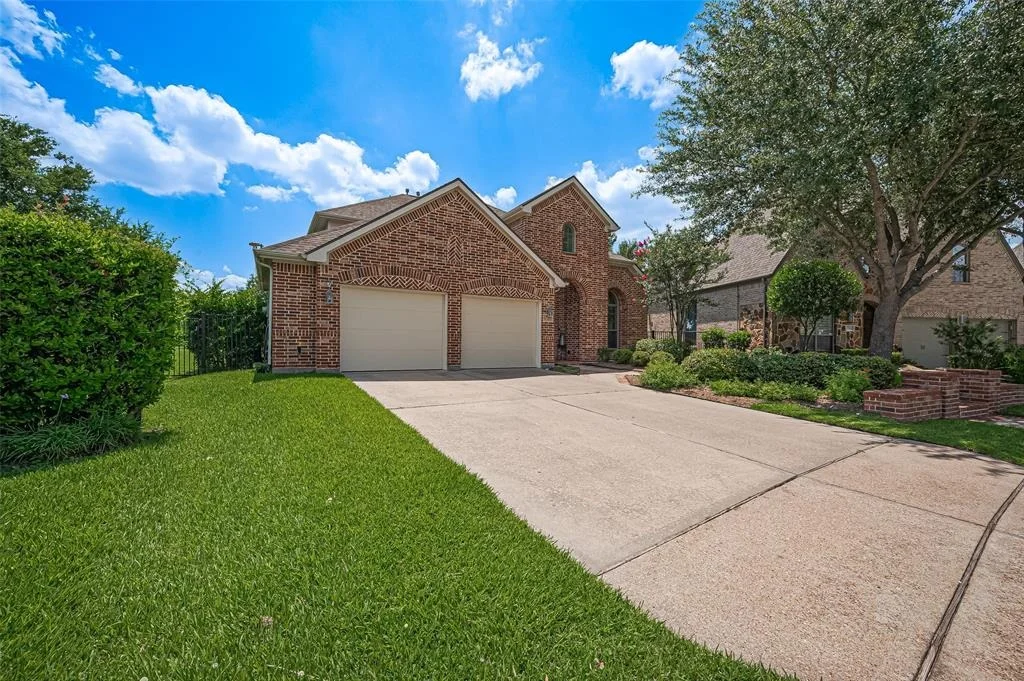 Photo of 17207 Red Oak Bend Drive