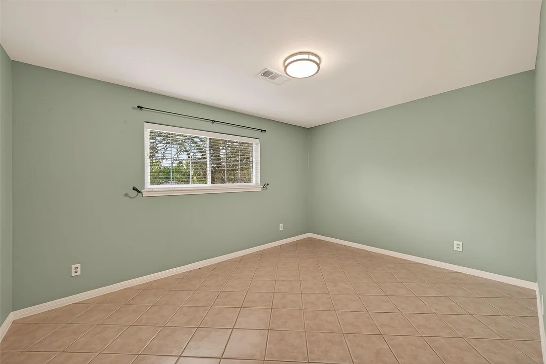 Photo of 302 Hickory Ridge Drive
