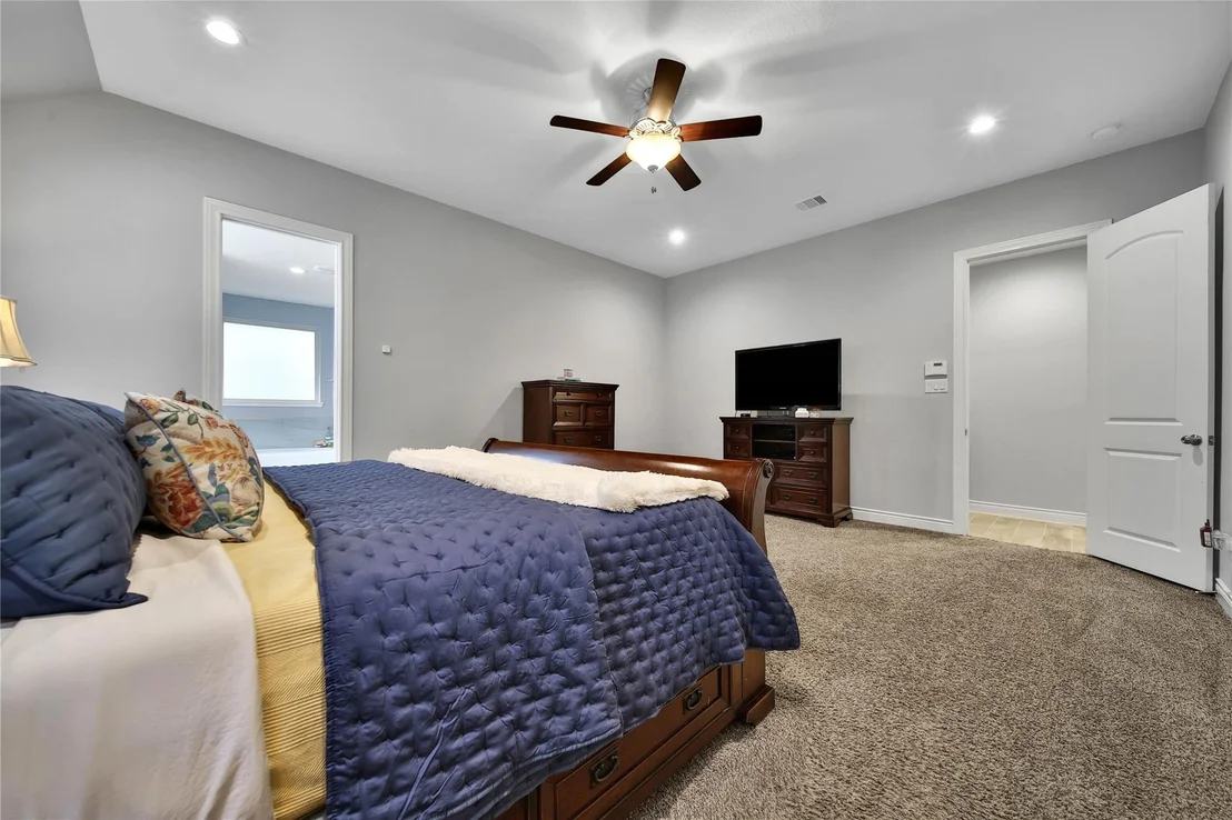 Photo of 280 Dawn Brook Lane