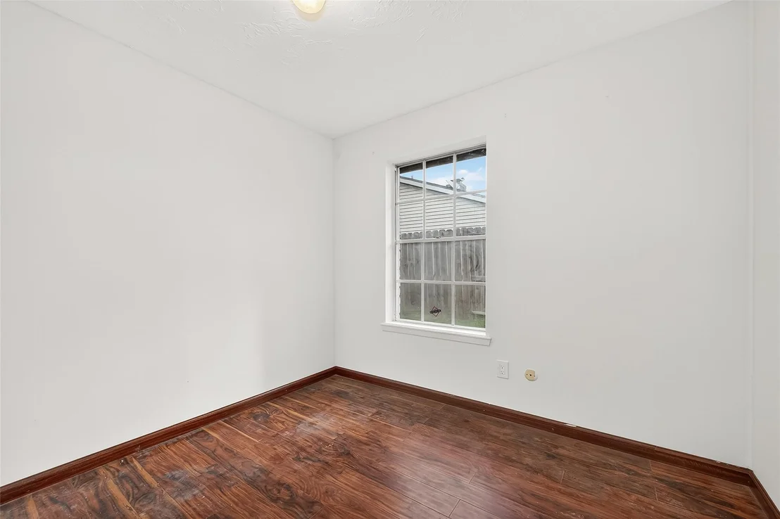 Photo of 11811 Rowan