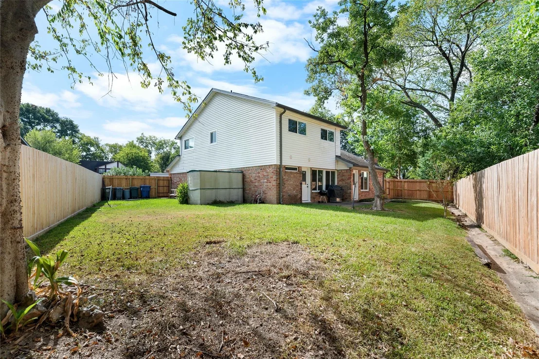 Photo of 7018 Sandy Knolls Drive