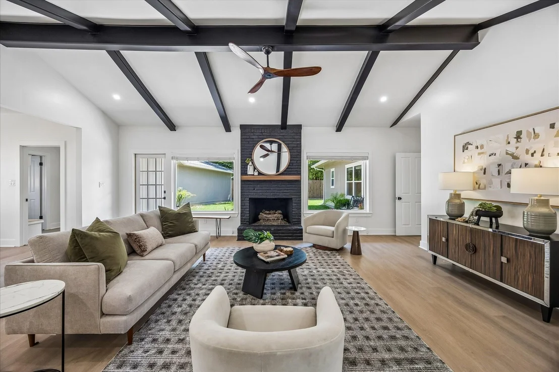 Photo of 607 Blue Willow Drive