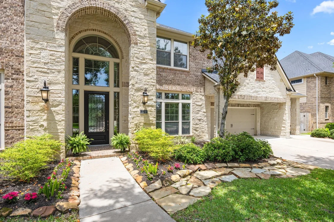 Photo of 2218 Monarch Terrace Drive