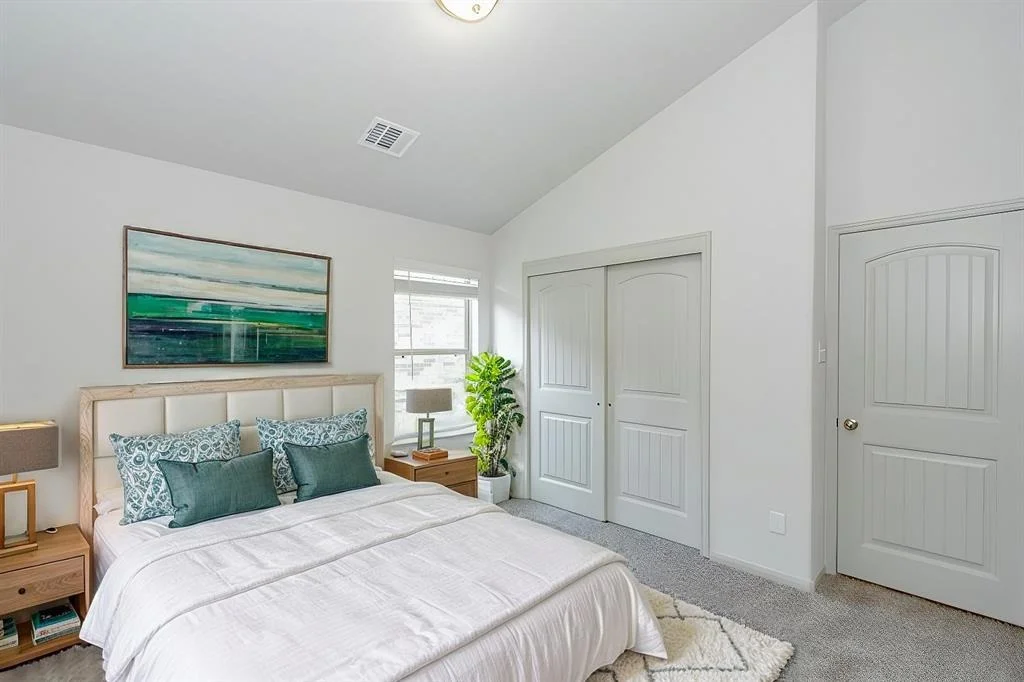 Photo of 6431 Downey Lane