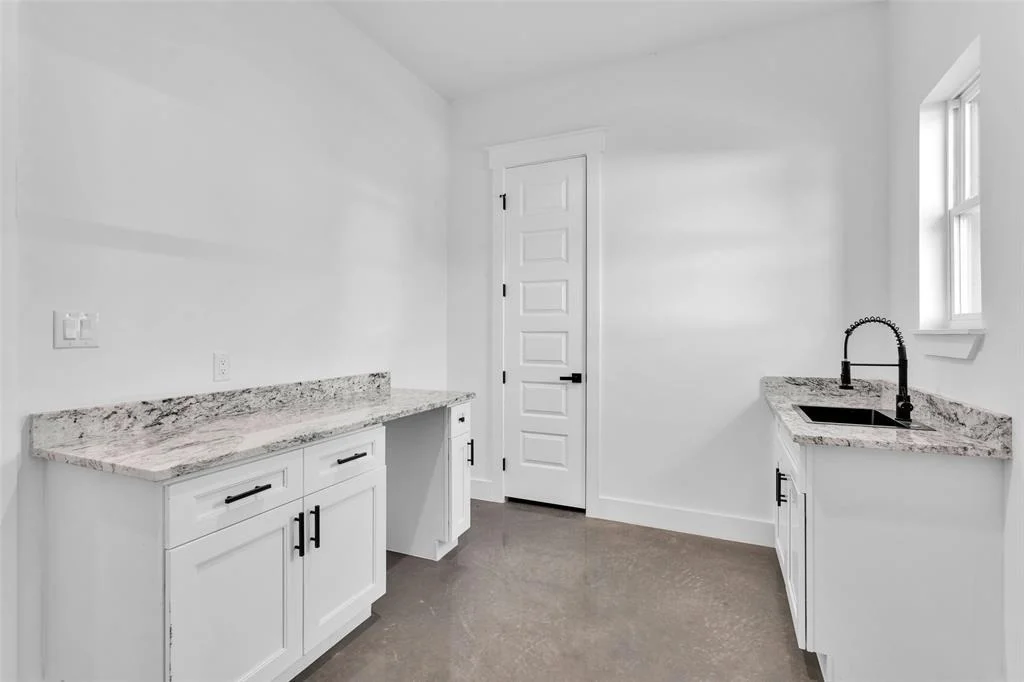 Photo of 80 Quiet Springs Trail