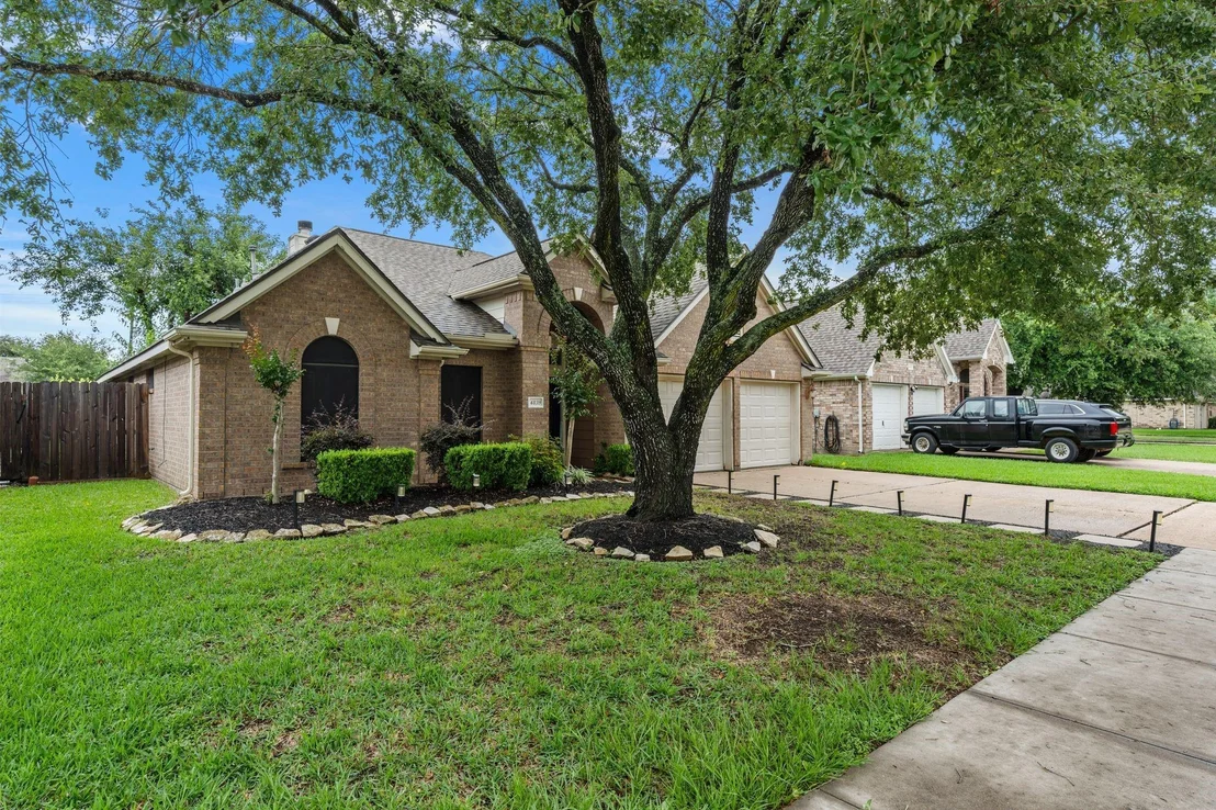Photo of 4839 Aspen Drive