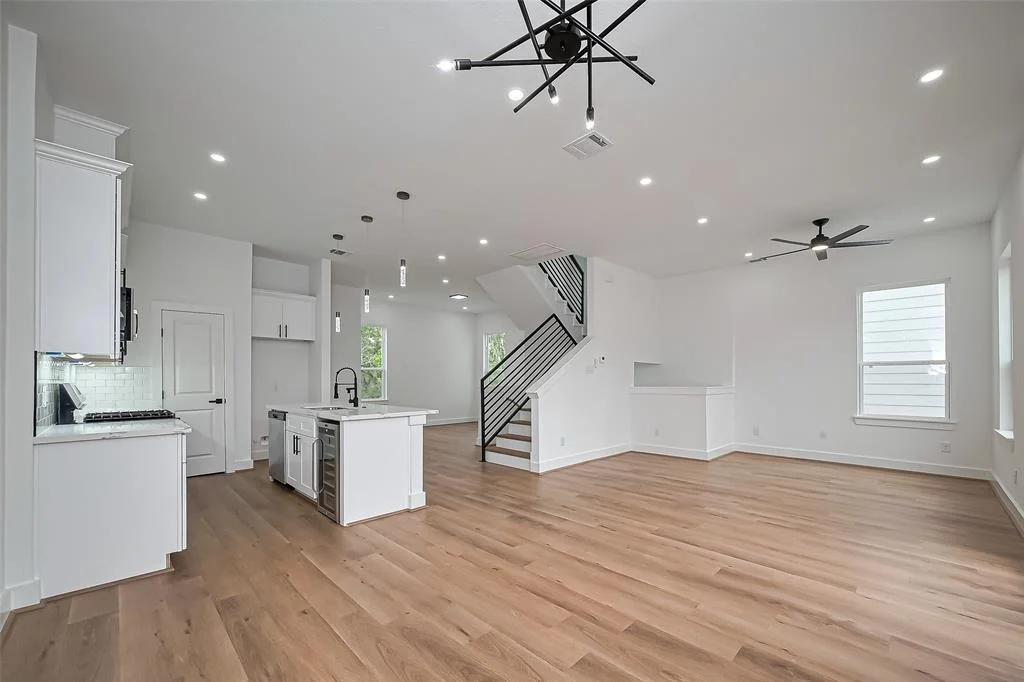 Photo of 6907 Saint Augustine Street