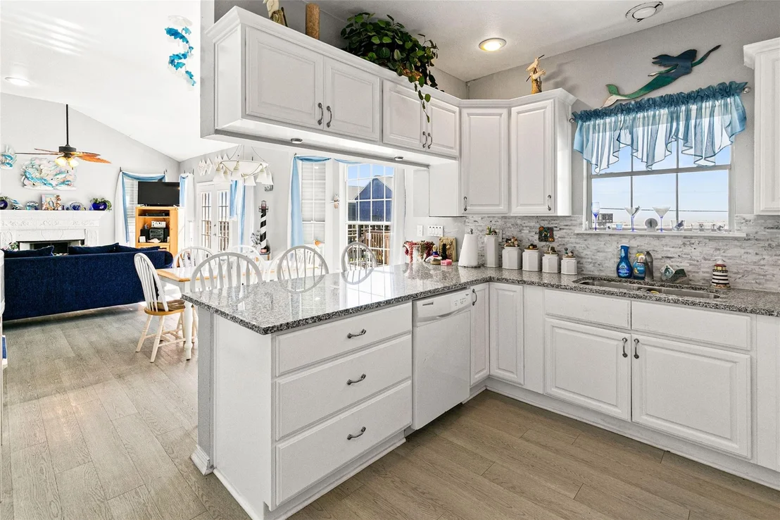 Photo of 4806 Bluewater Drive