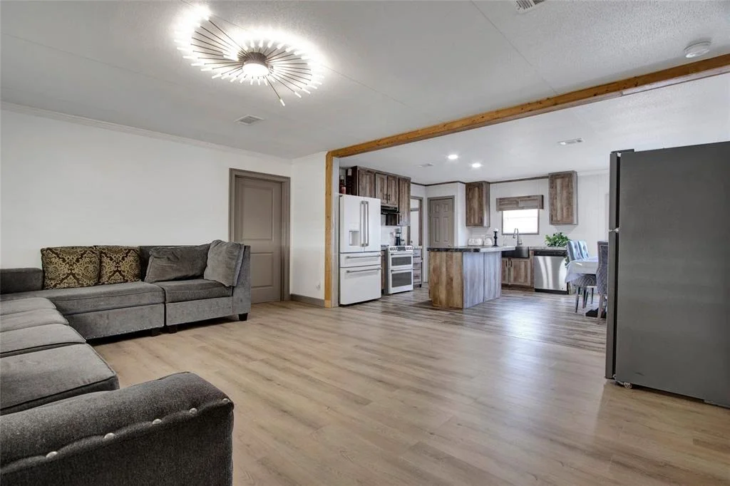 Photo of 595 Road 5268