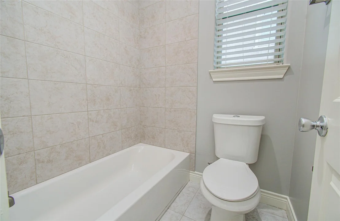 Photo of 8903 Spring Knoll Forest Drive