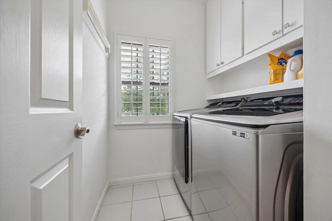 Photo of 4209 Sunset Boulevard