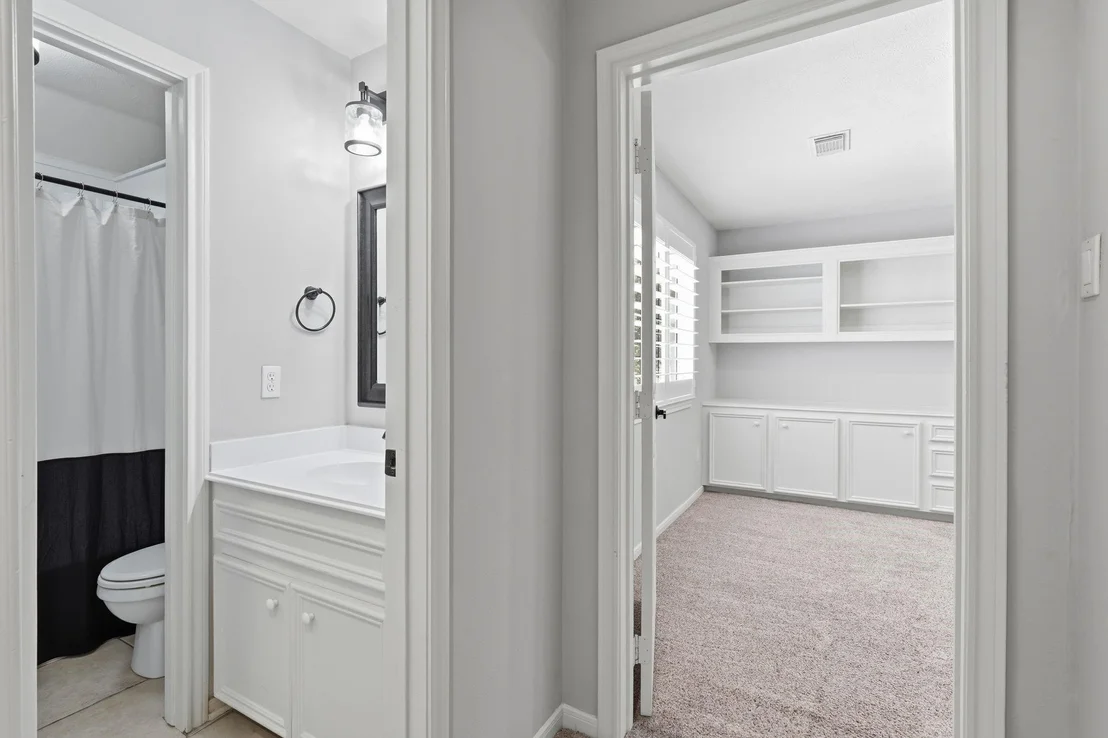 Photo of 2312 Hollowbrook Lane