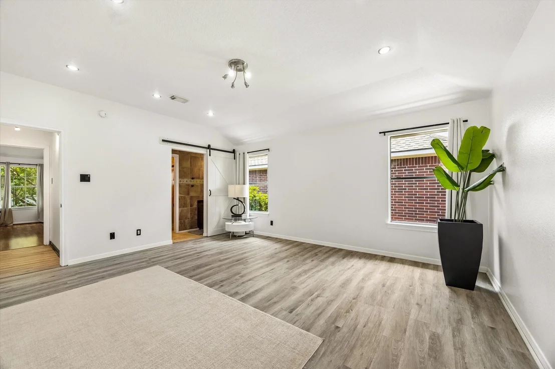 Photo of 39 Oakmere Place