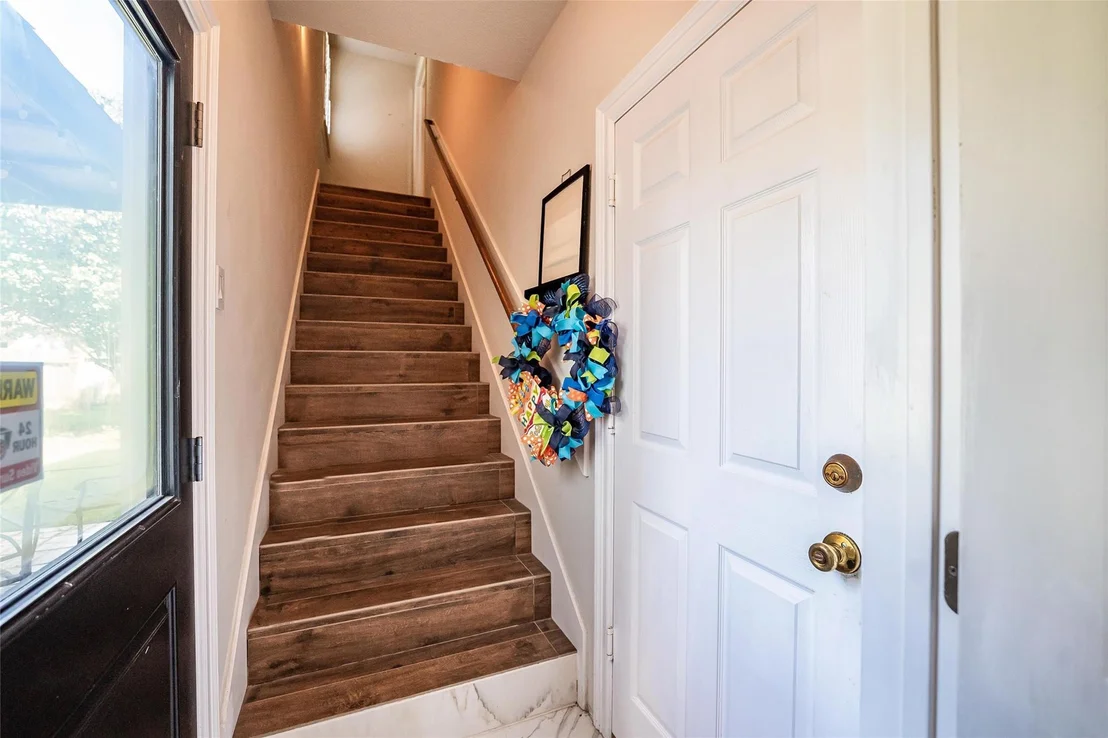 Photo of 8002 Royal Crest Court