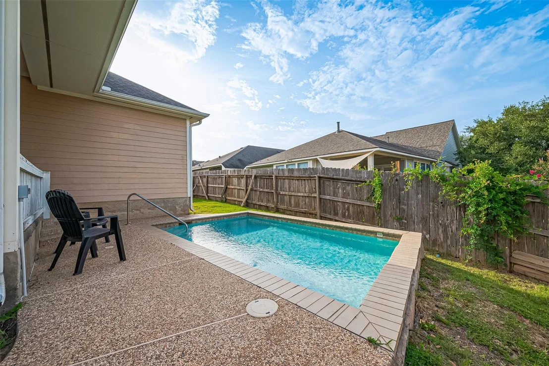 Photo of 2500 Amy Lee Drive