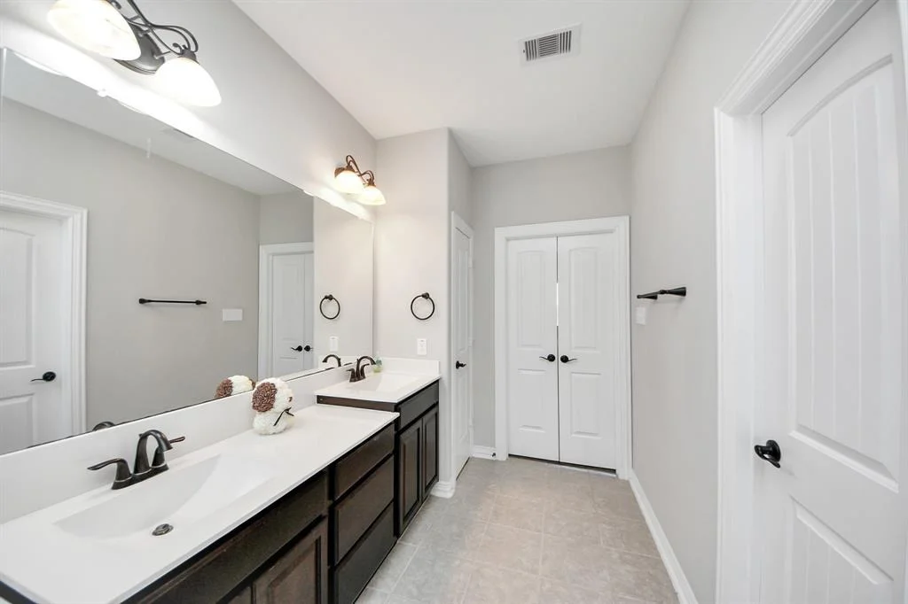 Photo of 16027 Sydneyann Drive