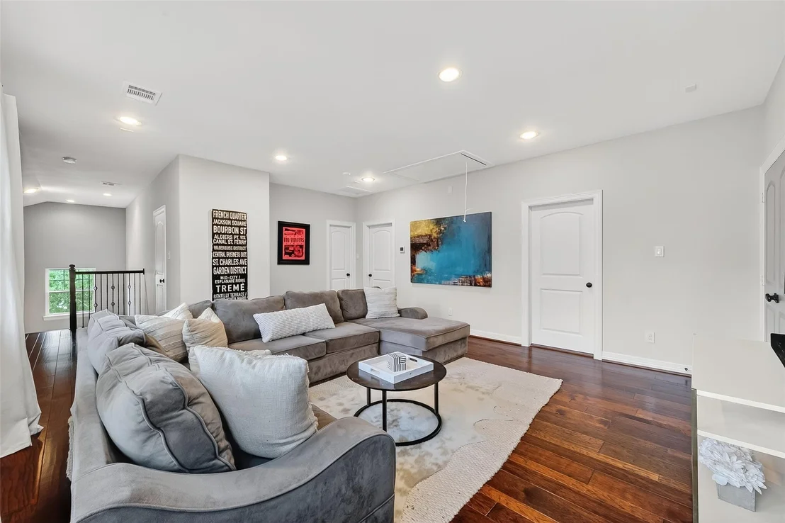 Photo of 127 Gershwin Drive