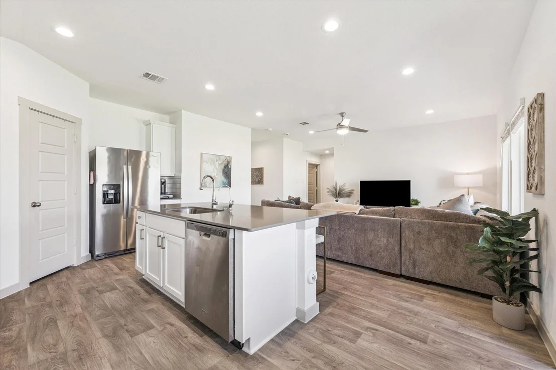 Photo of 8018 Buck Lane
