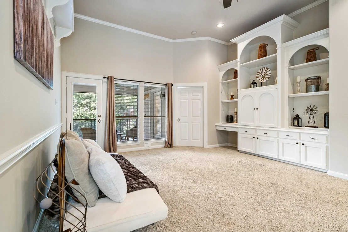 Photo of 162 N Taylor Point Drive