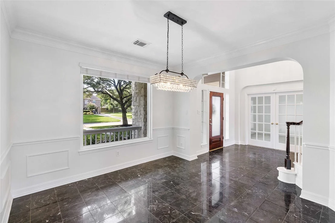 Photo of 17802 White Oak Hill