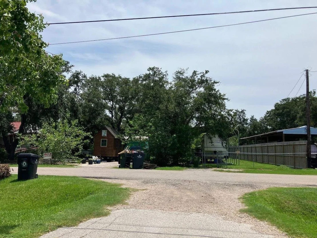 Photo of 415 5th Street