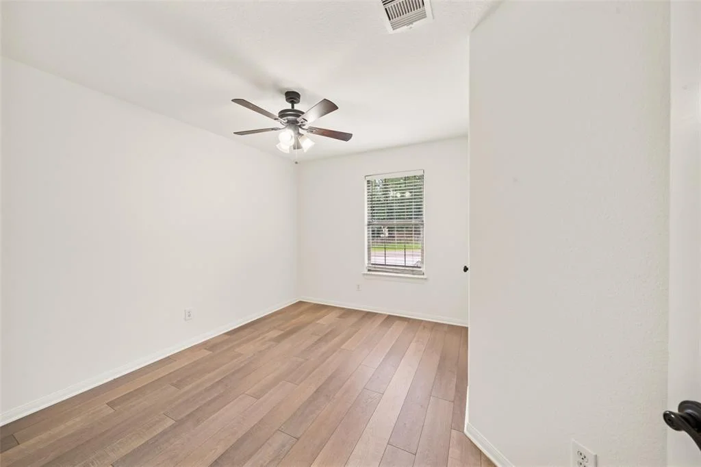 Photo of 10621 Royal Adrian