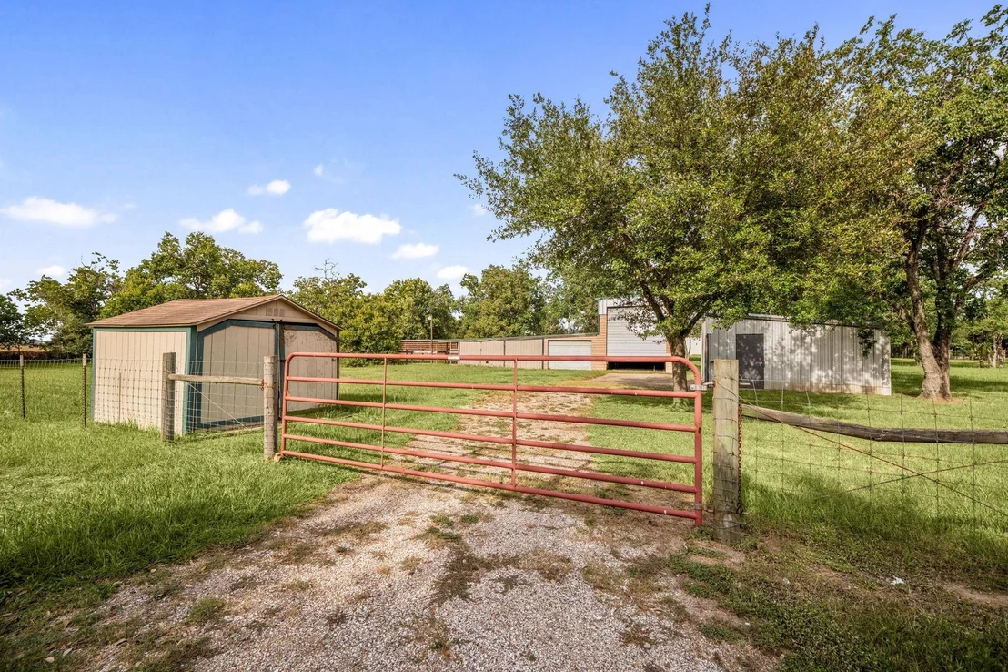 Photo of 28310 Rose Lane