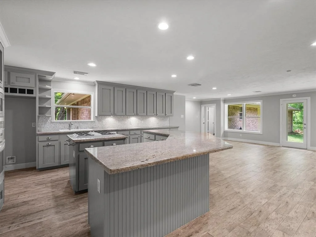Photo of 5401 Palm Drive