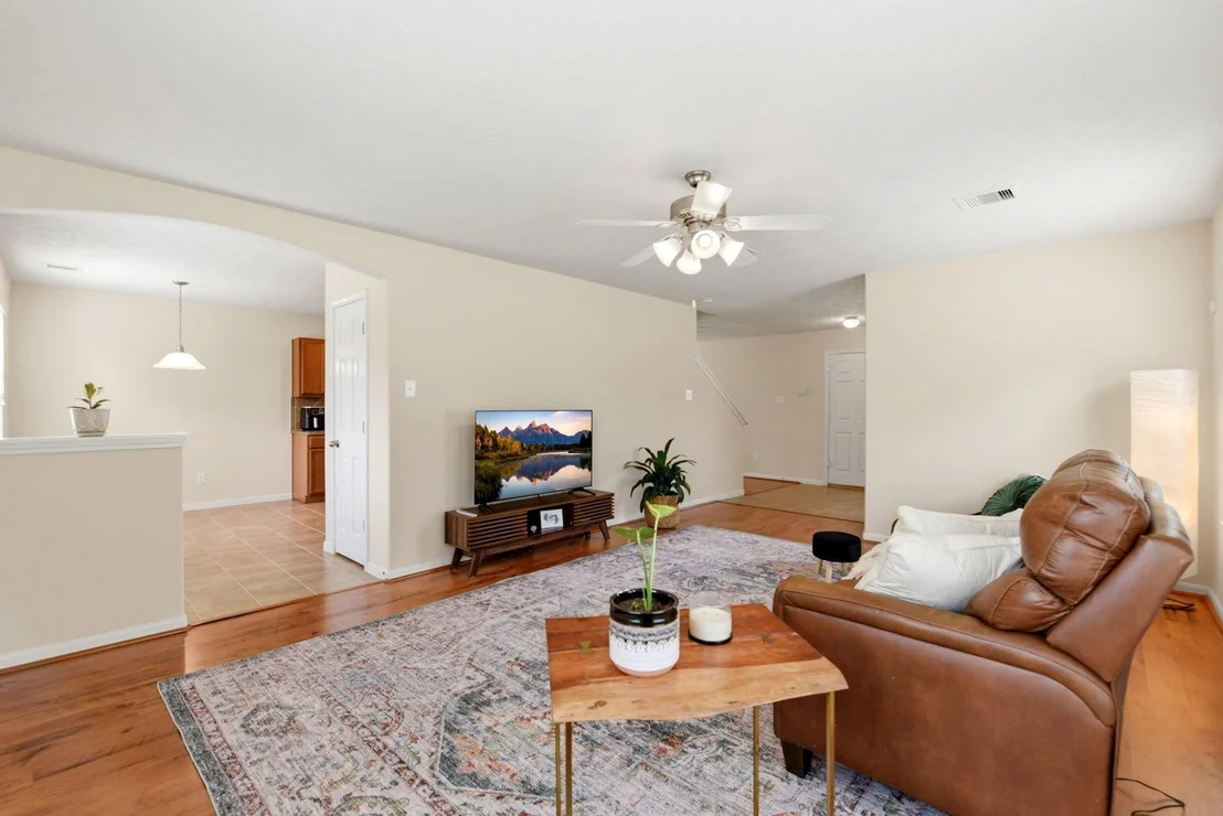 Photo of 12563 Chiswick Road