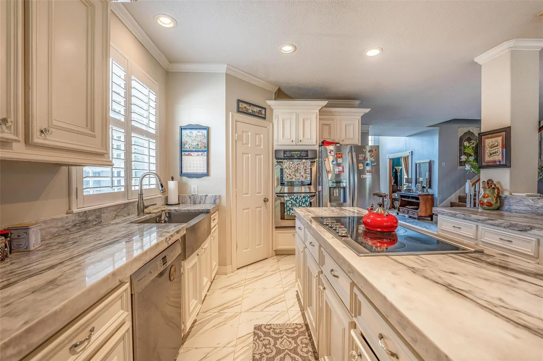 Photo of 8002 Royal Crest Court