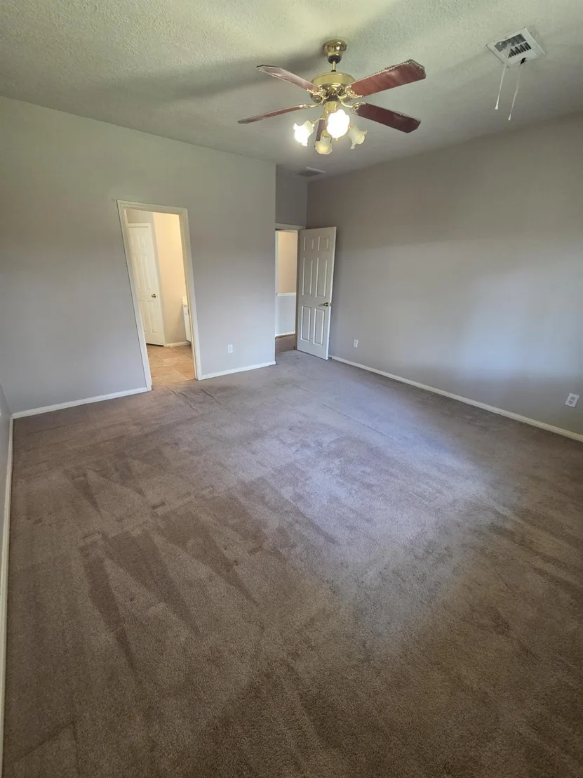 Photo of 18410 Cobblestone Drive