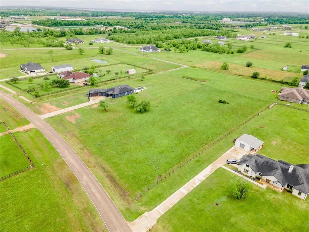 Photo of 22110 Chenango Lake Drive