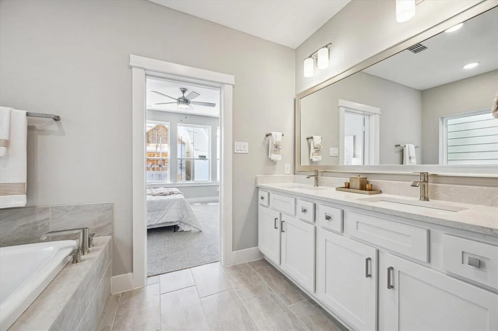 Photo of 16036 Mason Run Drive