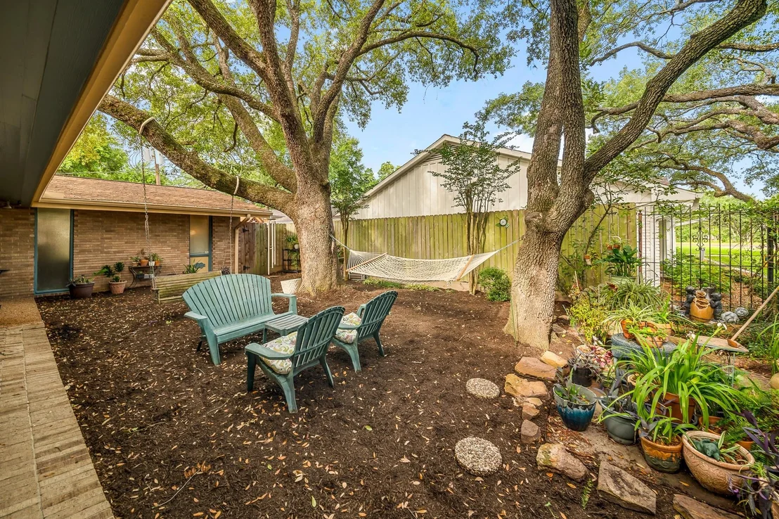 Photo of 5327 Valkeith Drive