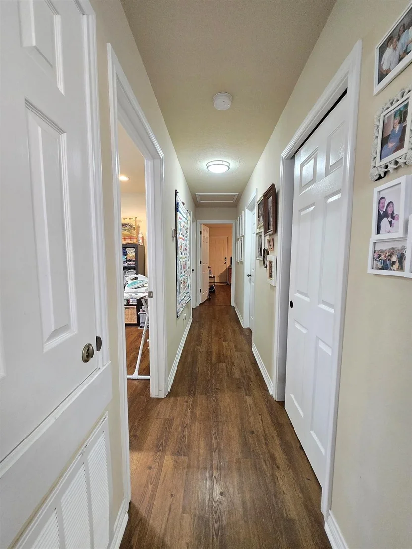 Photo of 16 Peggy Street E