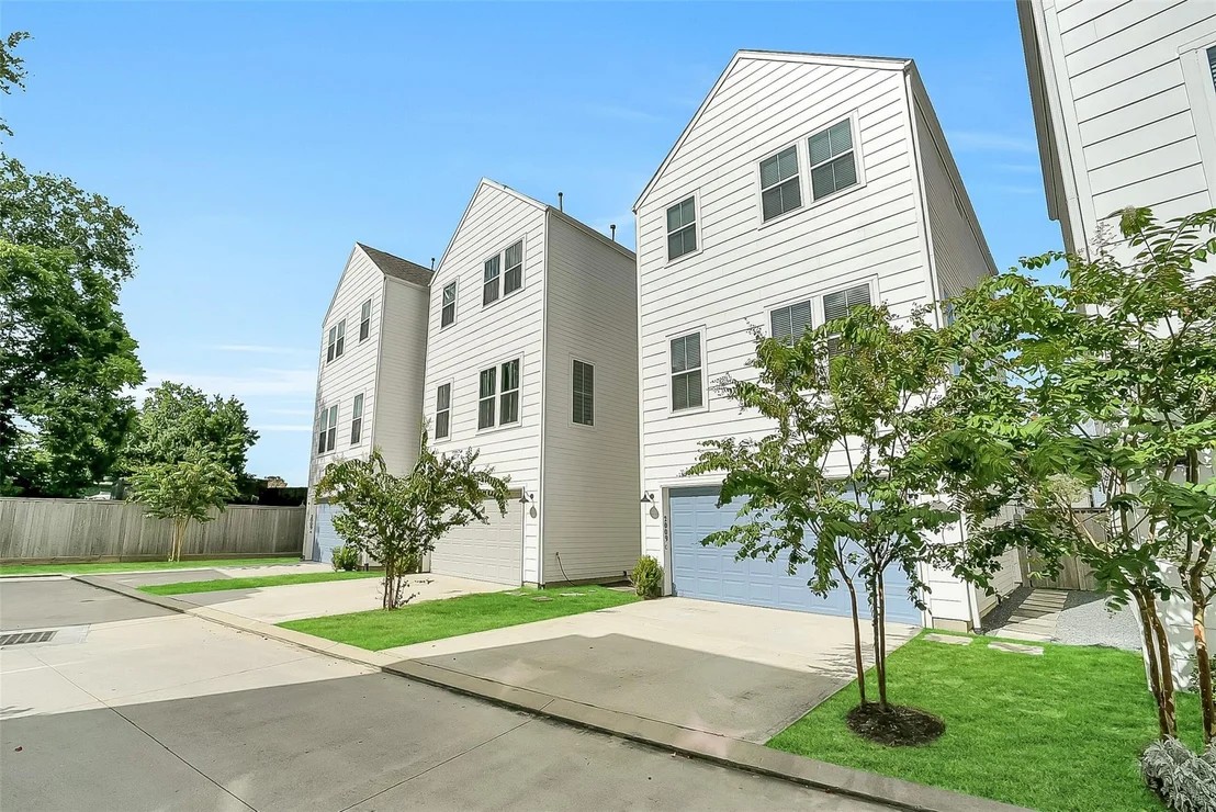 Photo of Unit C at 2009 Bauer Drive