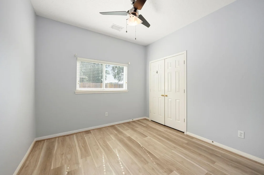 Photo of 20526 Spring Lilac Lane
