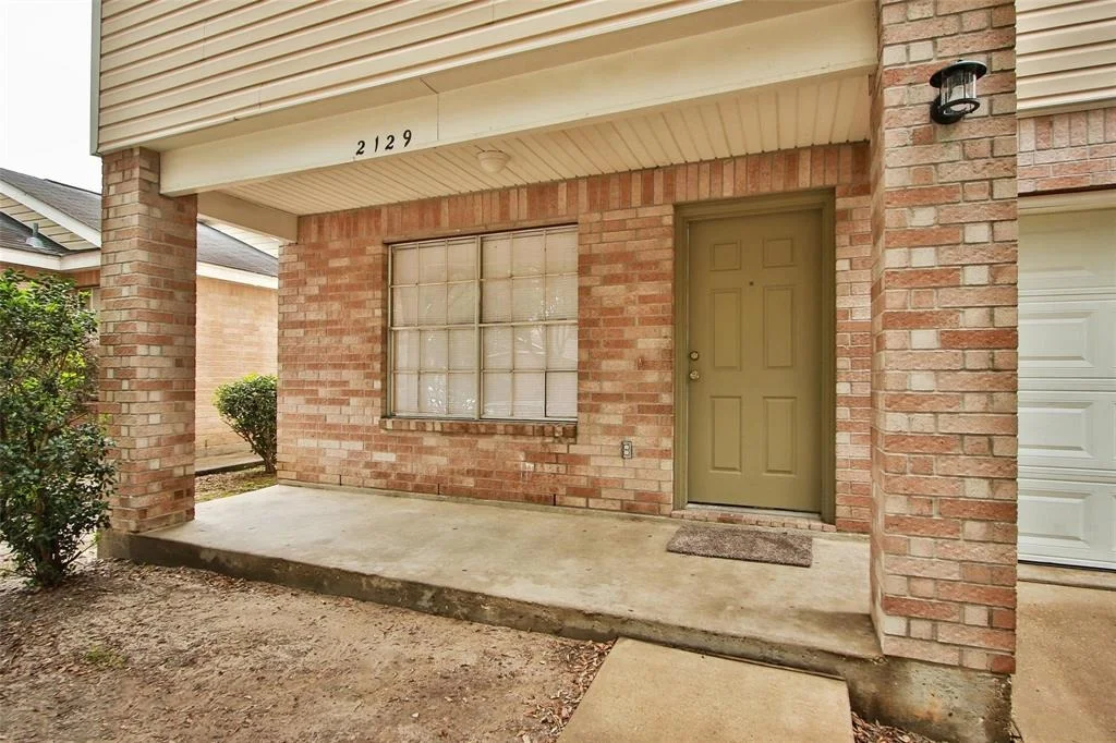 Photo of 2129 Whittier Drive