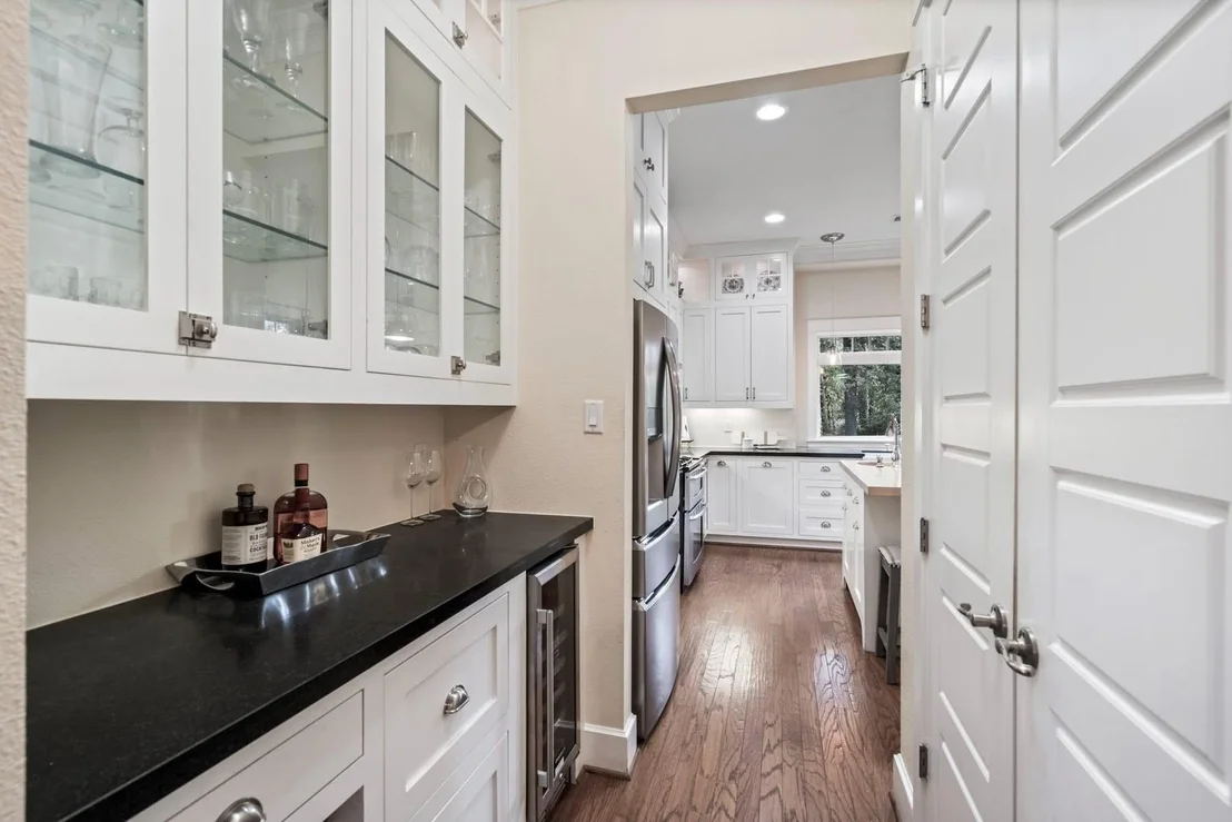Photo of 16 Balboa Road