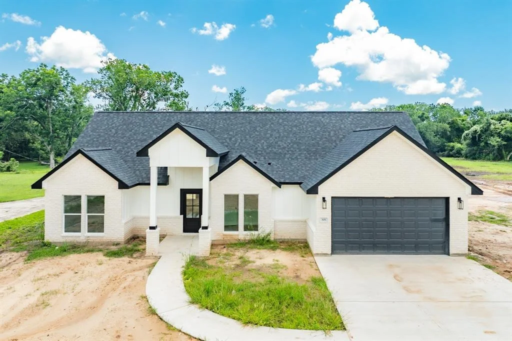 Photo of 301 Highland Park Avenue
