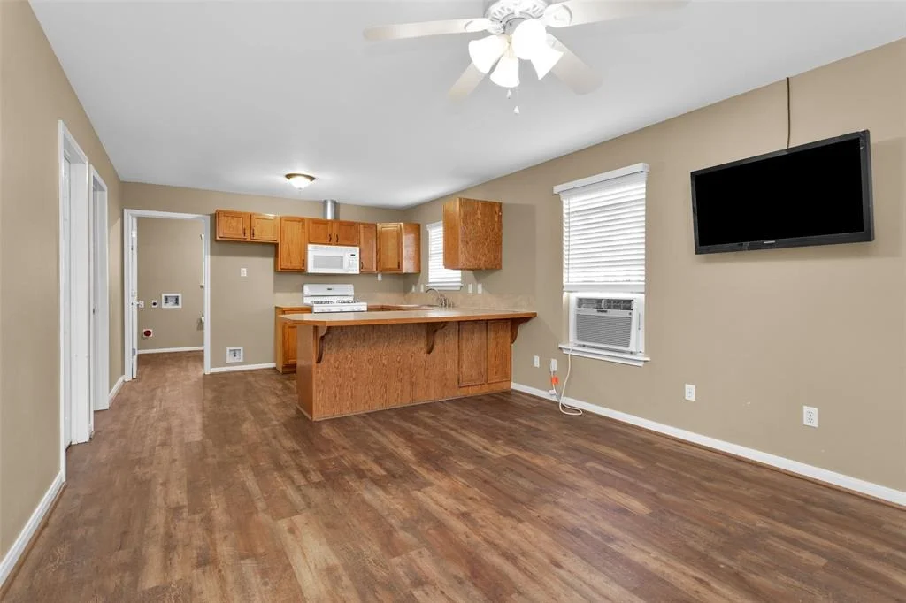 Photo of 14511 Hillside Lane