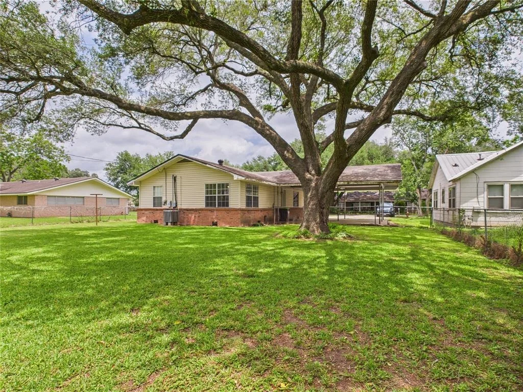 Photo of 812 Merry Lane