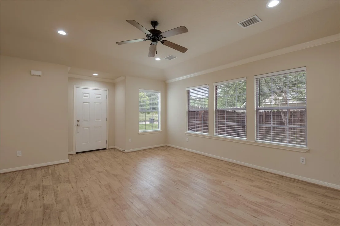Photo of 112 Bernice Drive