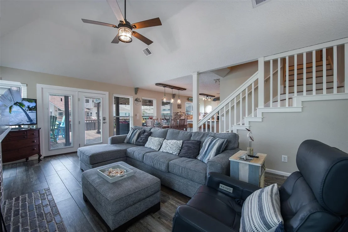 Photo of 207 Easterly Drive