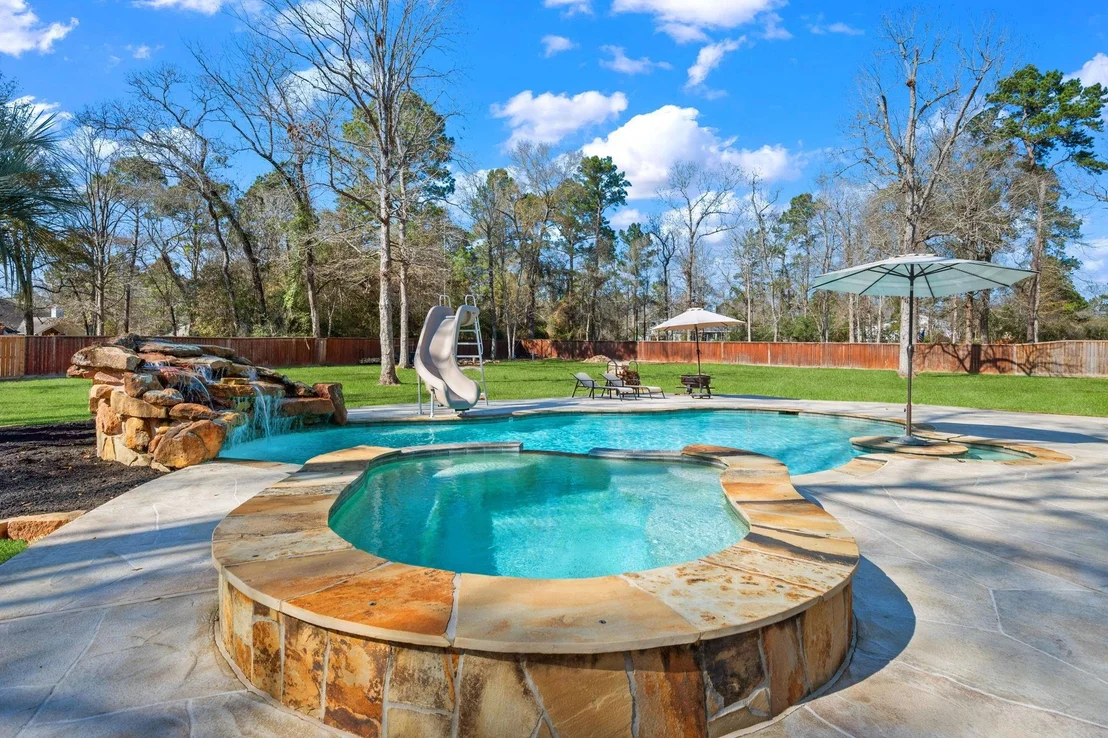 Photo of 9019 Stone Oak Drive