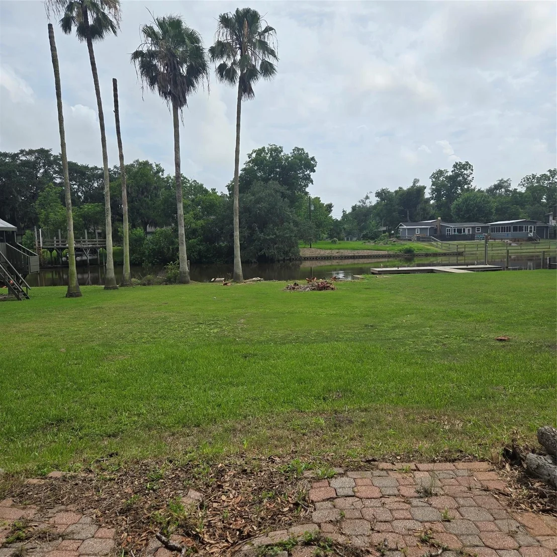 Photo of 1471 Private Road 652
