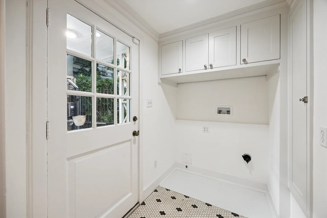 Photo of 2233 Pelham Drive