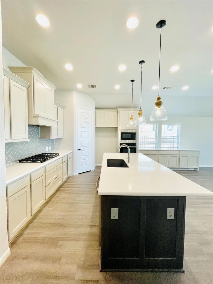 Photo of 669 Cape Capri Drive