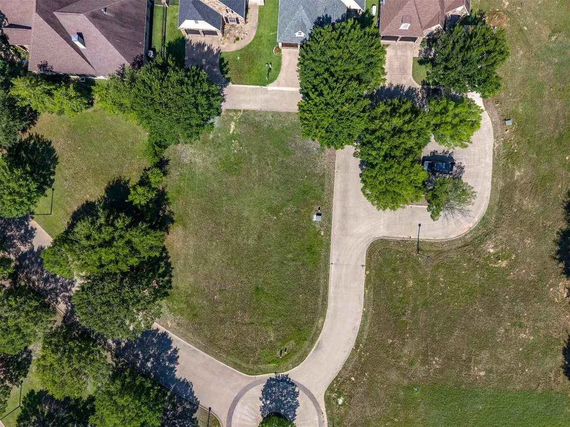 Photo of 100 Elm Tree Circle