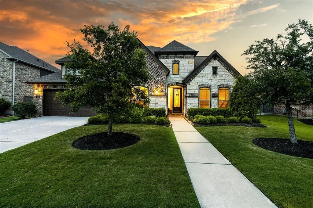Photo of 1618 Saxon Bend Trail